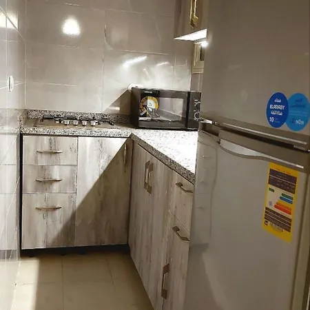 Entire Apartment With Garden Sheikh Zayed City Exterior photo